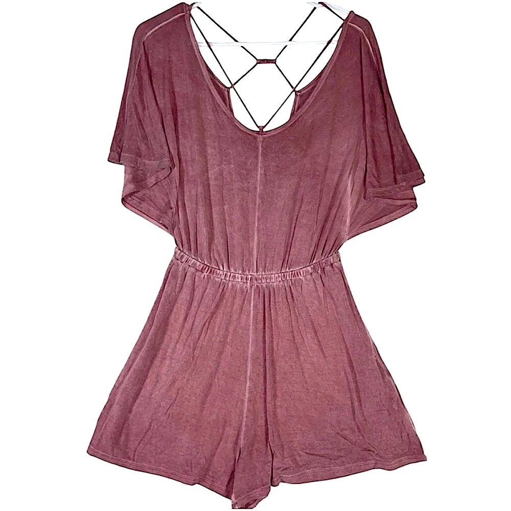 AMERICAN EAGLE Outfitters Deep Pink Romper with Strappy Back  Size M Can fit a L